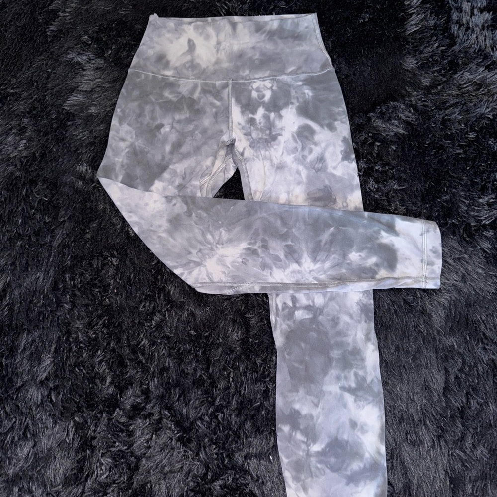 Gray tie-dye align Lululemon leggings size 4